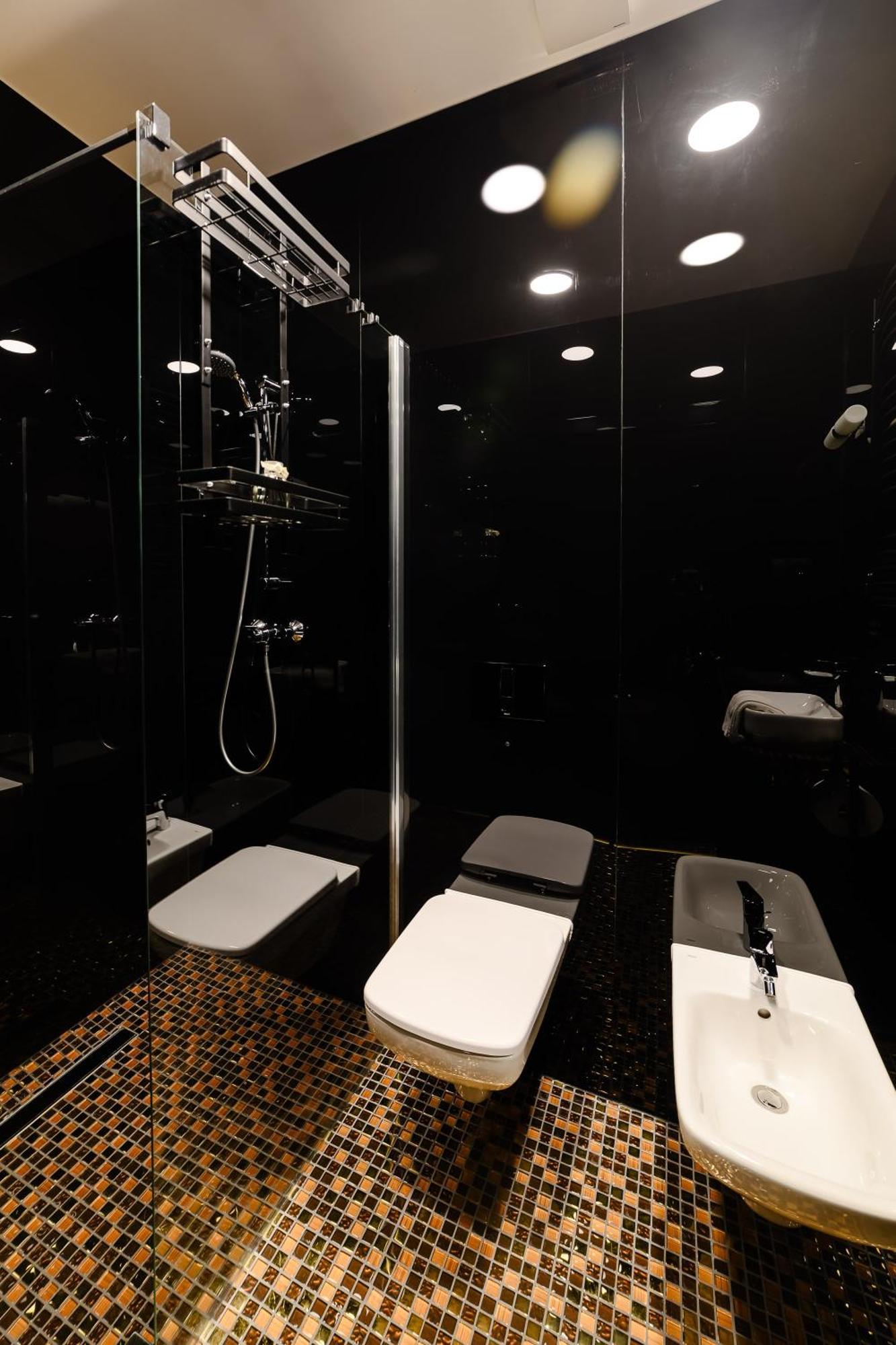 Golden Lion House Bed&Breakfast Румя Екстер'єр фото