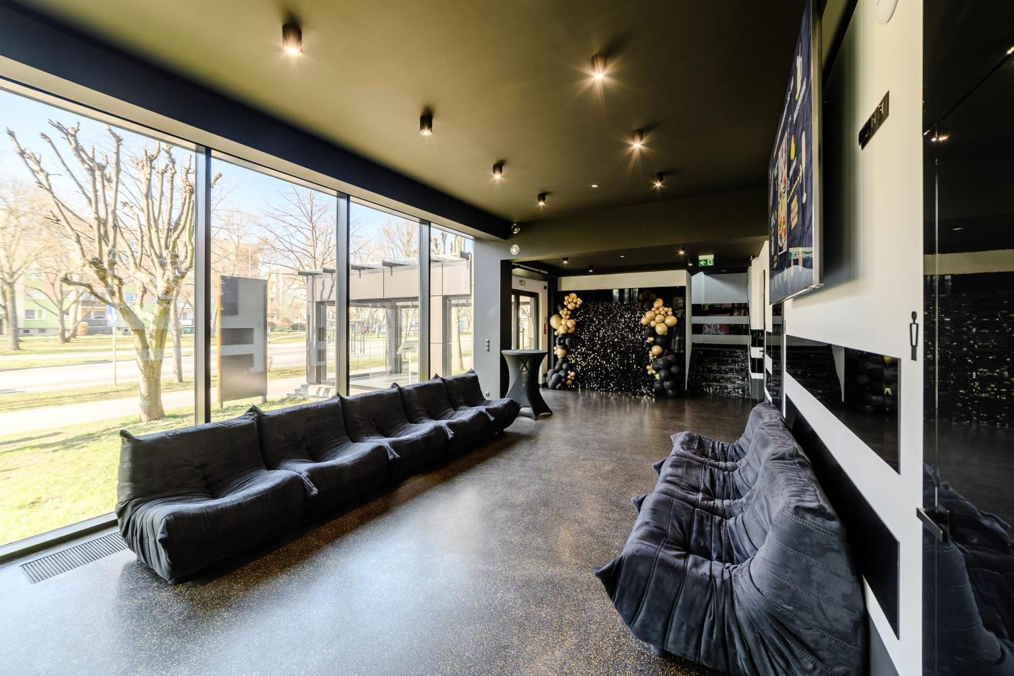 Golden Lion House Bed&Breakfast Румя Екстер'єр фото