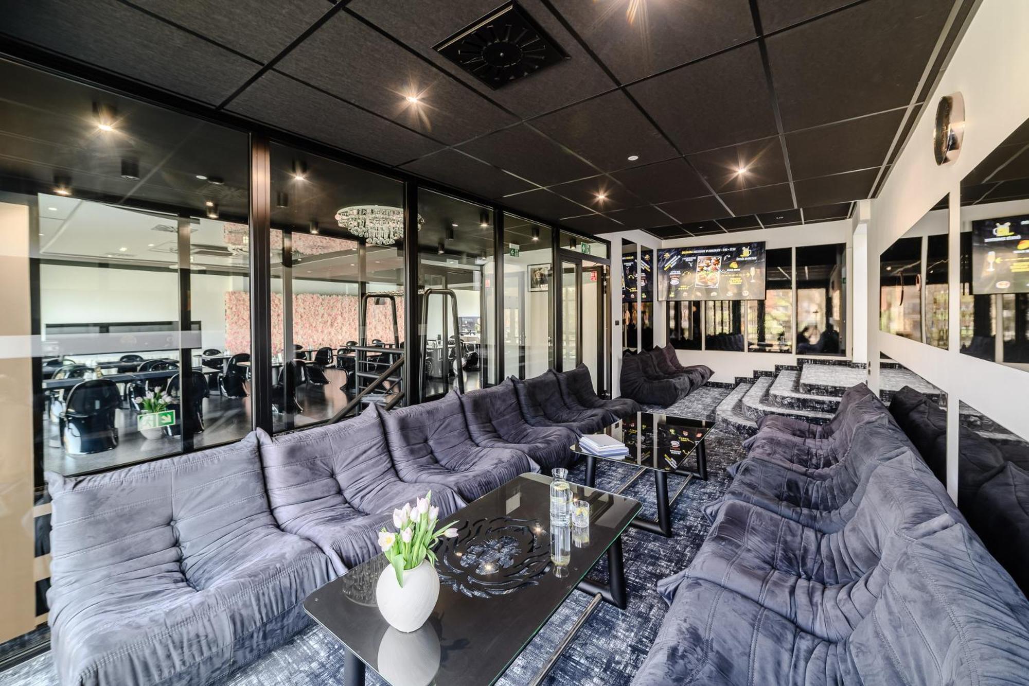 Golden Lion House Bed&Breakfast Румя Екстер'єр фото
